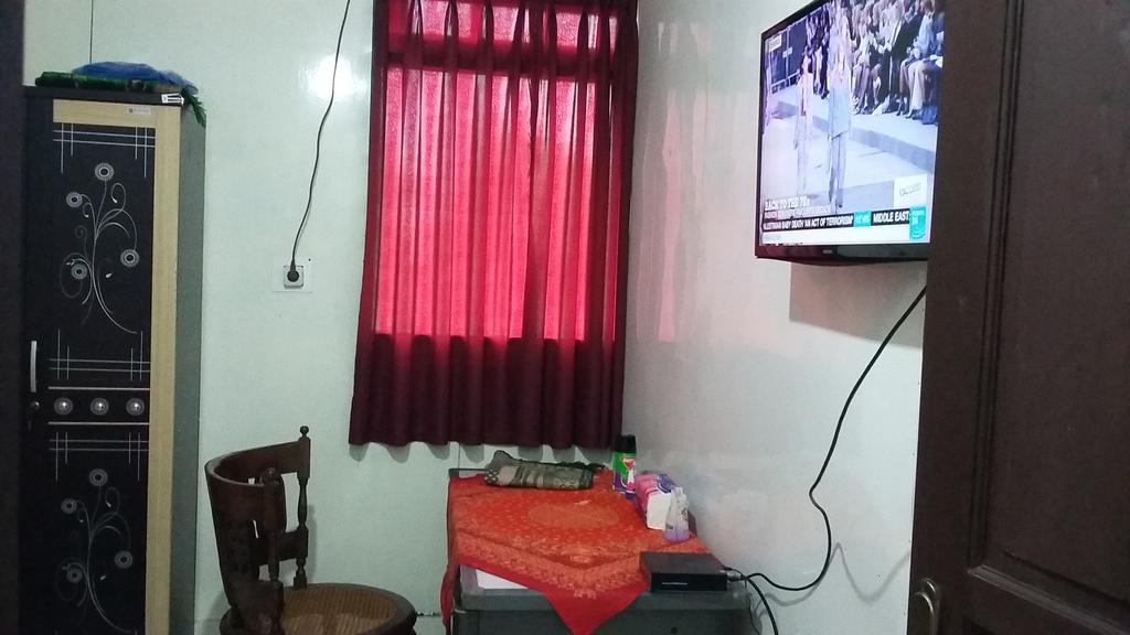 Mayestik Guest House Syariah Jakarta Exteriör bild