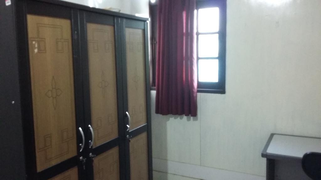 Mayestik Guest House Syariah Jakarta Exteriör bild