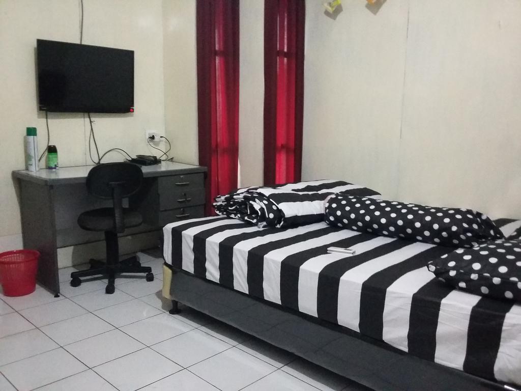 Mayestik Guest House Syariah Jakarta Exteriör bild