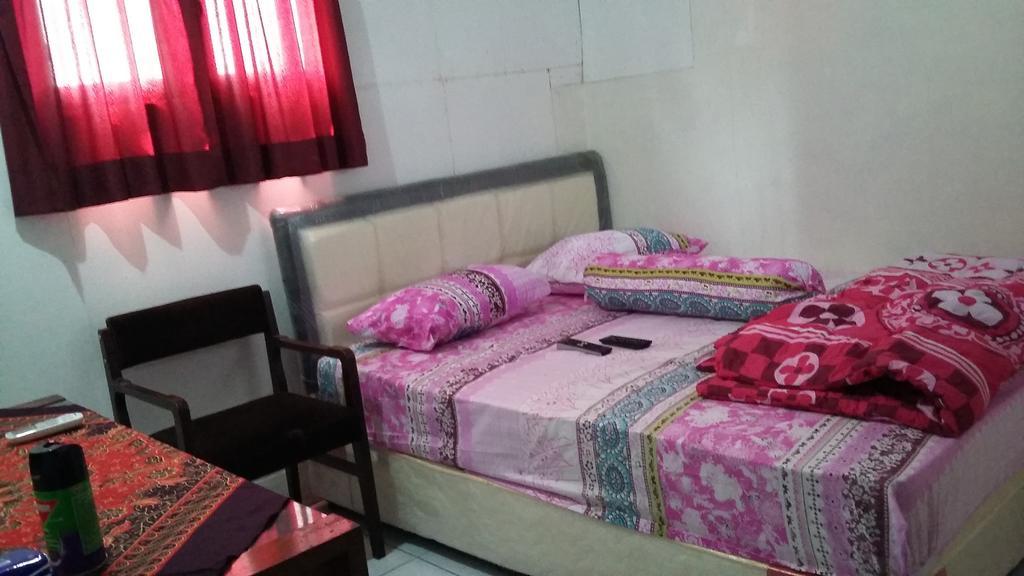 Mayestik Guest House Syariah Jakarta Exteriör bild